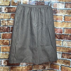Vintage wool stripped skirt. Lined with pockets size 12
